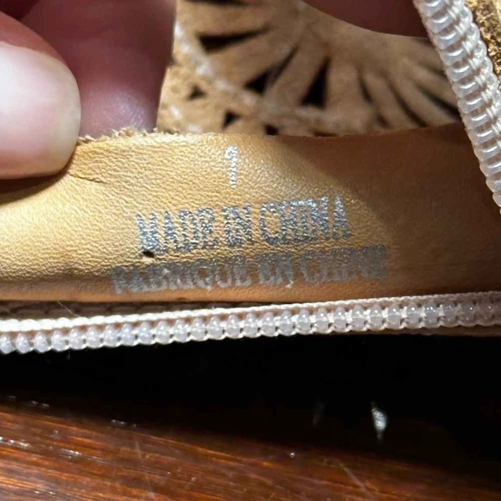 Jeffrey Campbell Rodillo Sandals Wedge Laser Cut Leather Size 7 Beige